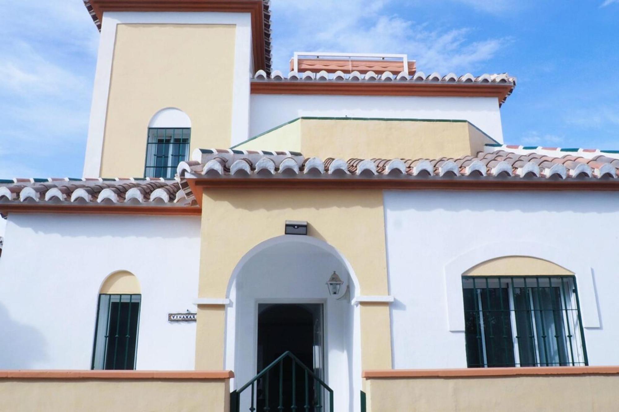Stylish Villa Private Pool Ideal For Large Family Nerja Dış mekan fotoğraf