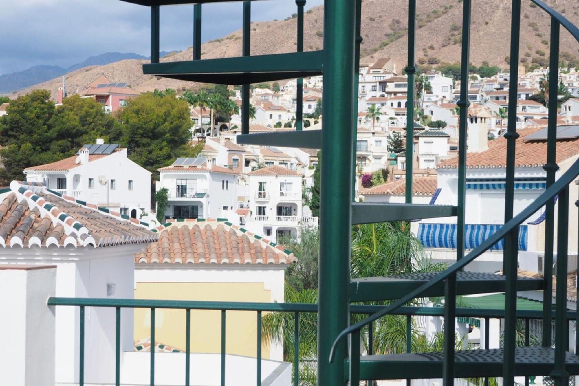 Stylish Villa Private Pool Ideal For Large Family Nerja Dış mekan fotoğraf
