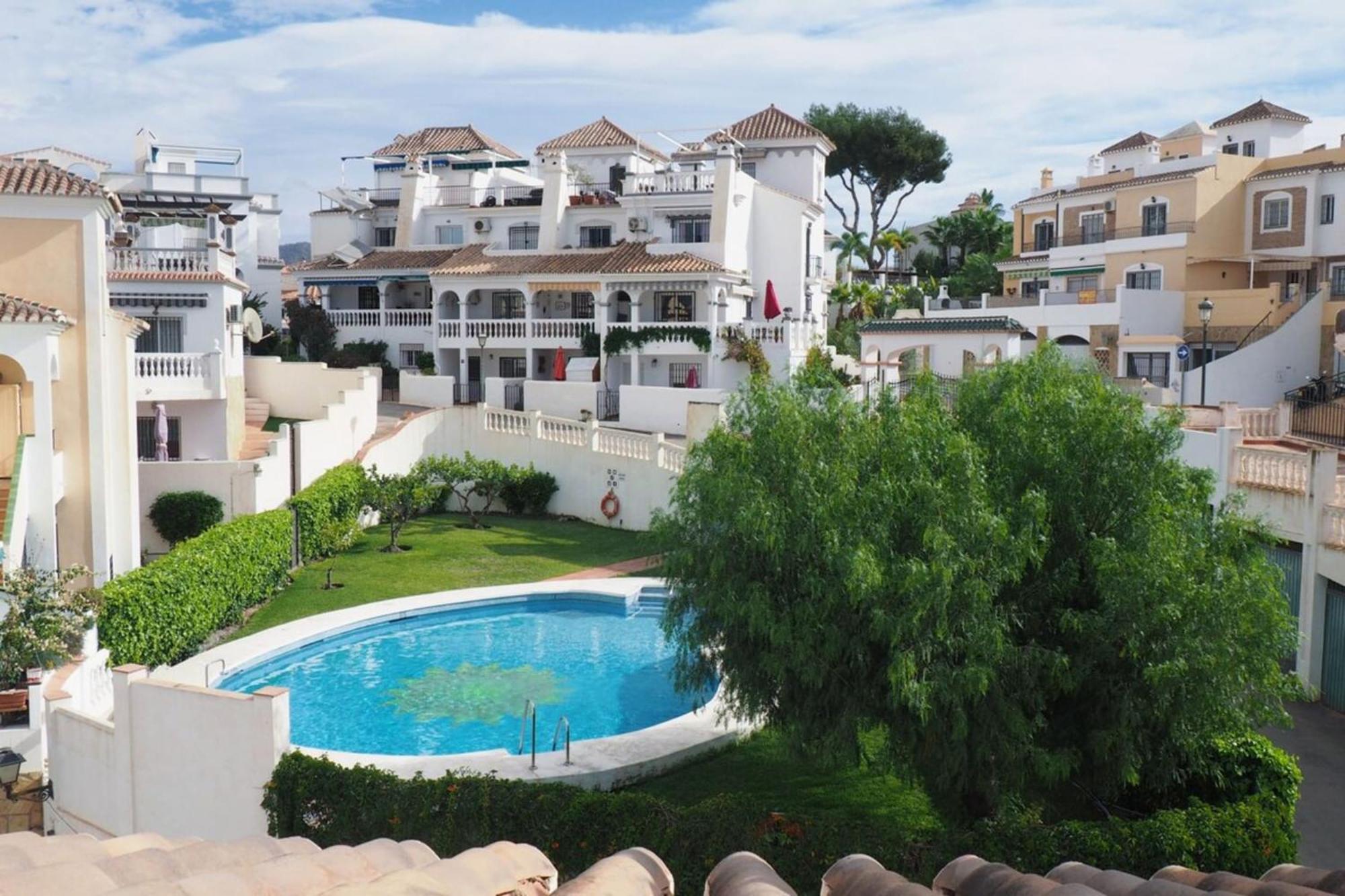 Stylish Villa Private Pool Ideal For Large Family Nerja Dış mekan fotoğraf